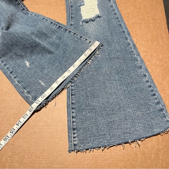 Judy Blue High Waist Distressed Flare Jeans, size 9/29 NWOT - Picture 12 of 14